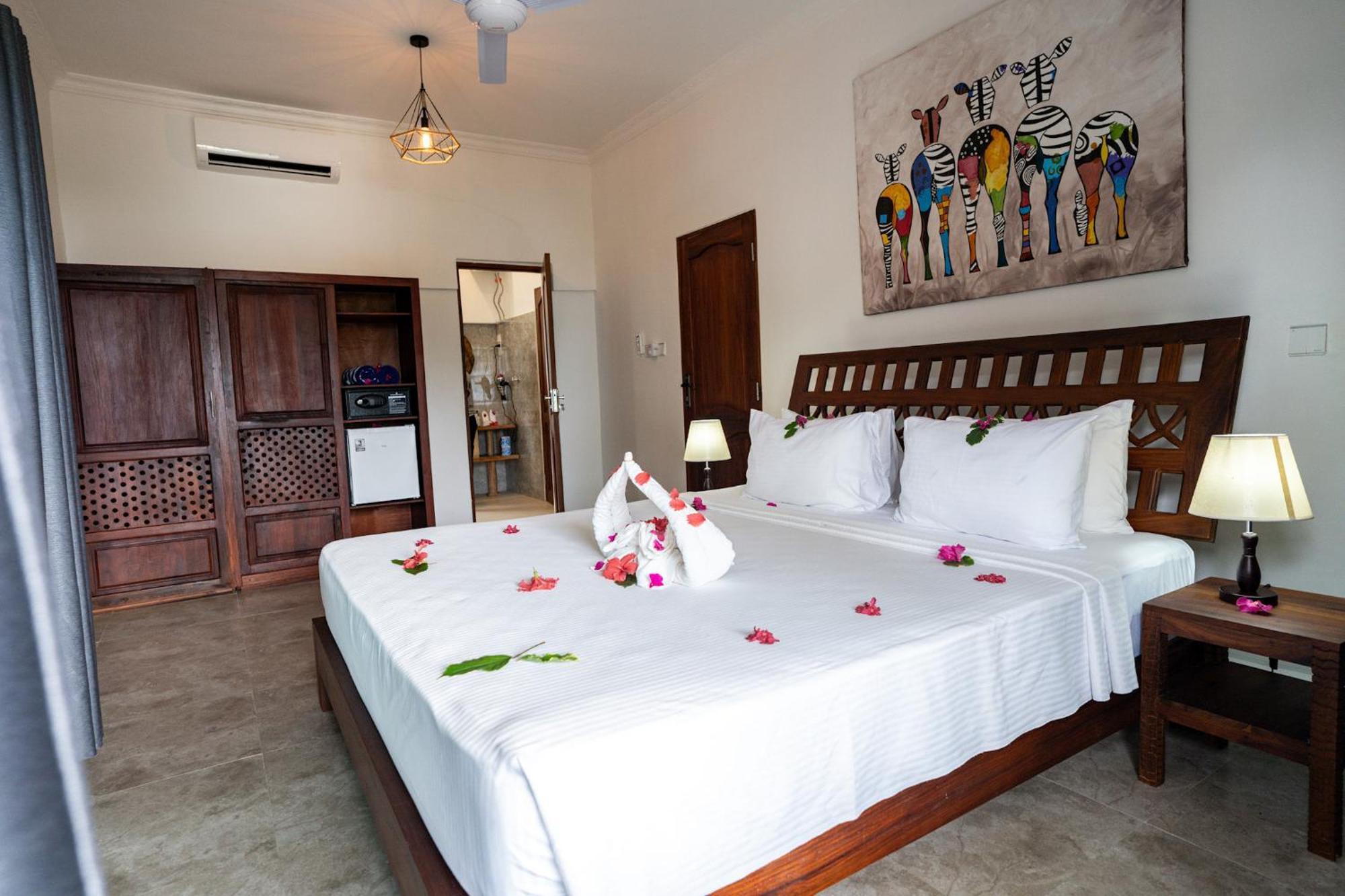 Manolo Beach Resort Làng Làng Uroa Phòng bức ảnh