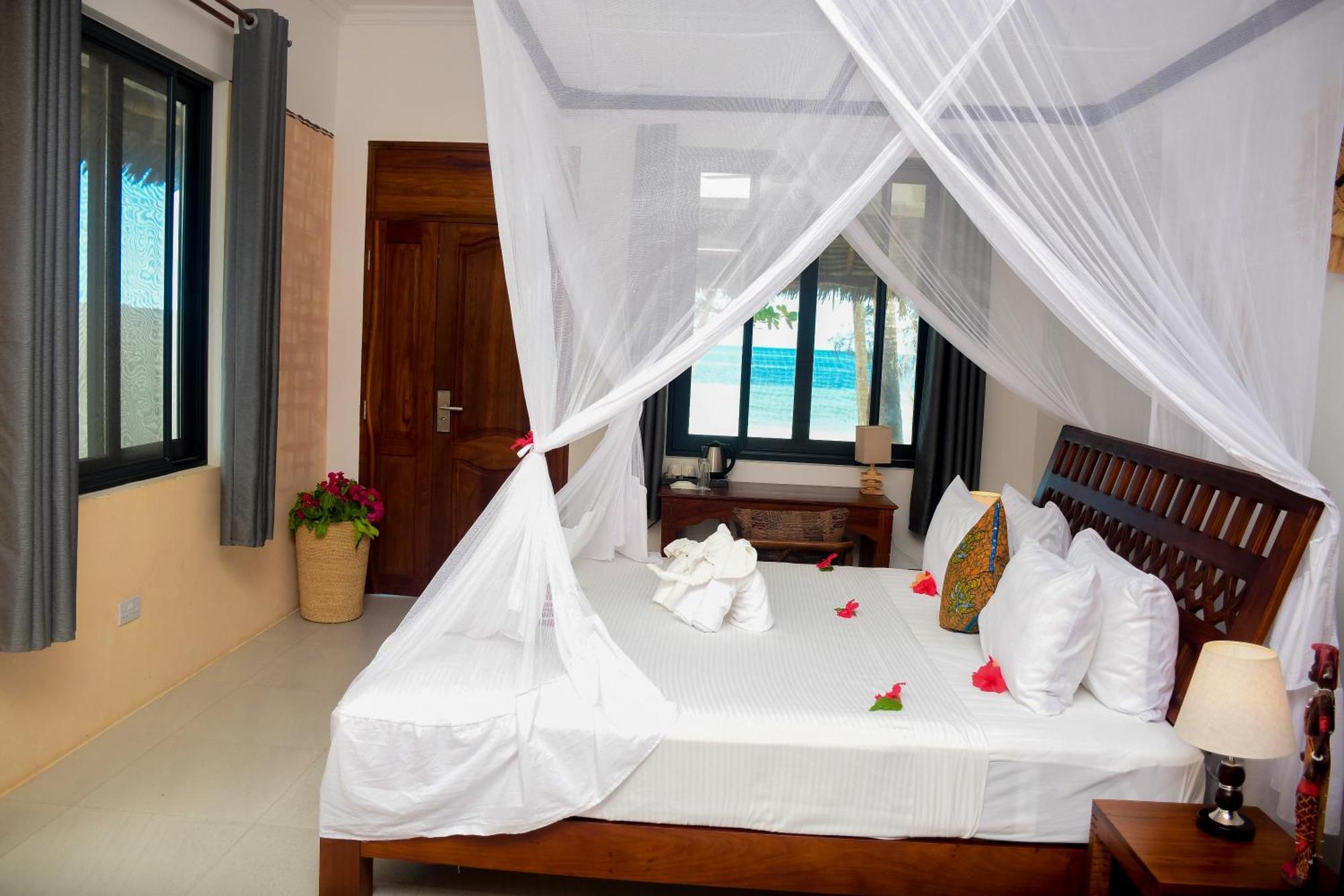 Manolo Beach Resort Làng Làng Uroa Ngoại thất bức ảnh